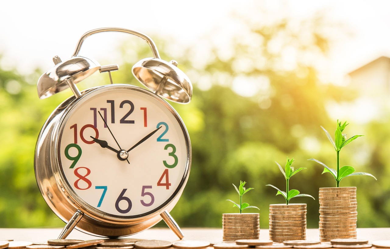 Personal Finance & Neobanking - HourlyMail24