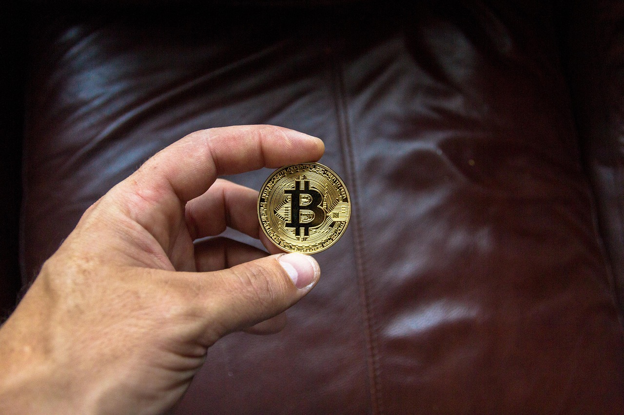 AI-managed crypto portfolio automation - HourlyMail24